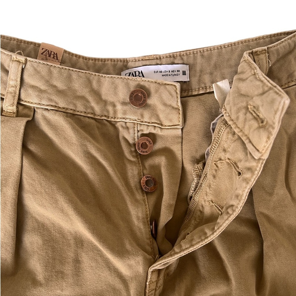 Zara Pleated Tapered High Waist Khaki Pants Size 8 - Picture 4 of 4